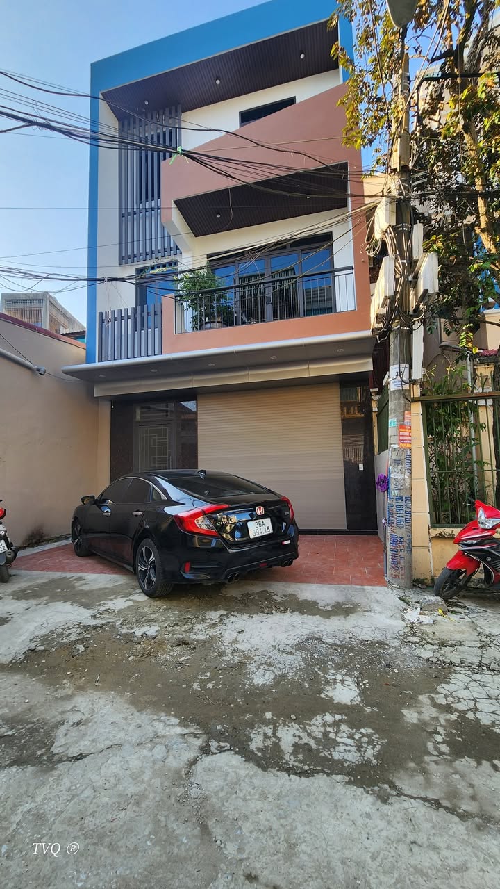 Nhà 3 tầng mới tinh tại đường Đội Cung, TP. Thanh Hóa, 90m² chỉ 5 tỷ - Cơ hội vàng cho gia đình bạn!