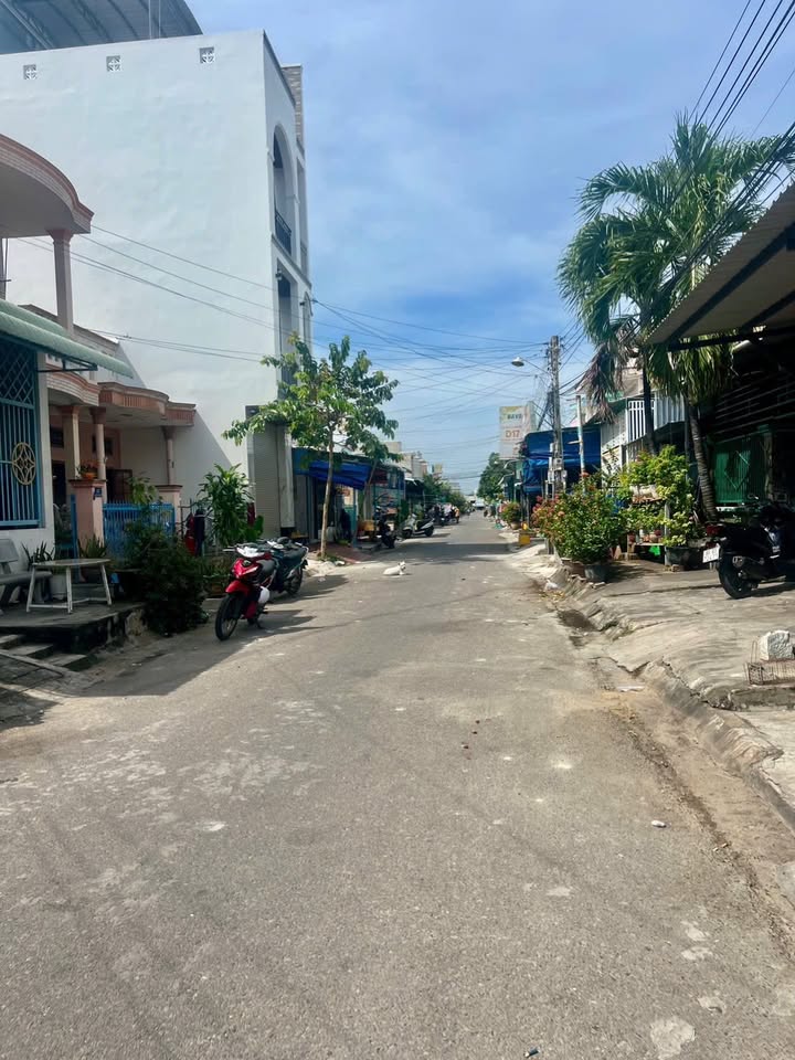 Nhà trọ cho thuê KDC Văn Thánh, Phú Tài, 150m² giá 4.3 tỷ - Đầu tư sinh lời cao!