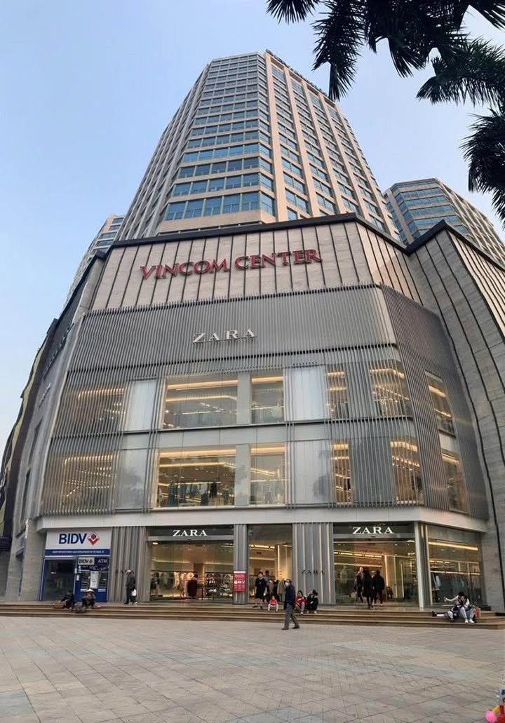 Mặt bằng cho thuê tại Vincom Bà Triệu 147m² giá 86.4 triệu - Cơ hội kinh doanh đắc địa!