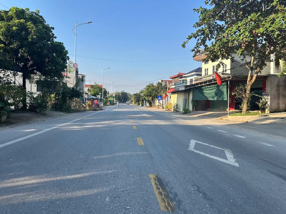 Đất đấu giá Tỉnh Lộ 305 Văn Quán 100m² - Giá tốt, sổ hồng chính chủ!