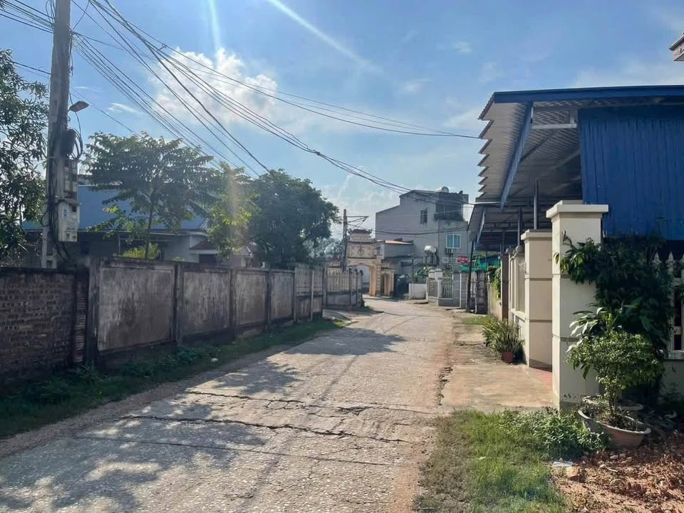 Đất thổ cư Phổ Yên 240m² giá 2.8 tỷ - Mặt tiền 8m, tiềm năng lớn!