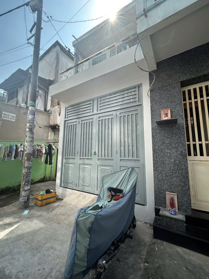 Nhà hẻm 8m Thái Phiên, Quận 11 - Diện tích 39m², giá chỉ 6.1 tỷ - Sẵn sàng vào ở!