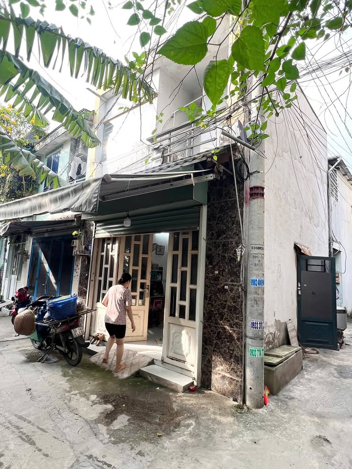 Nhà bán Vĩnh Lộc A, Bình Chánh 28m² giá 1.45 tỷ - Hướng Nam, sổ hồng riêng