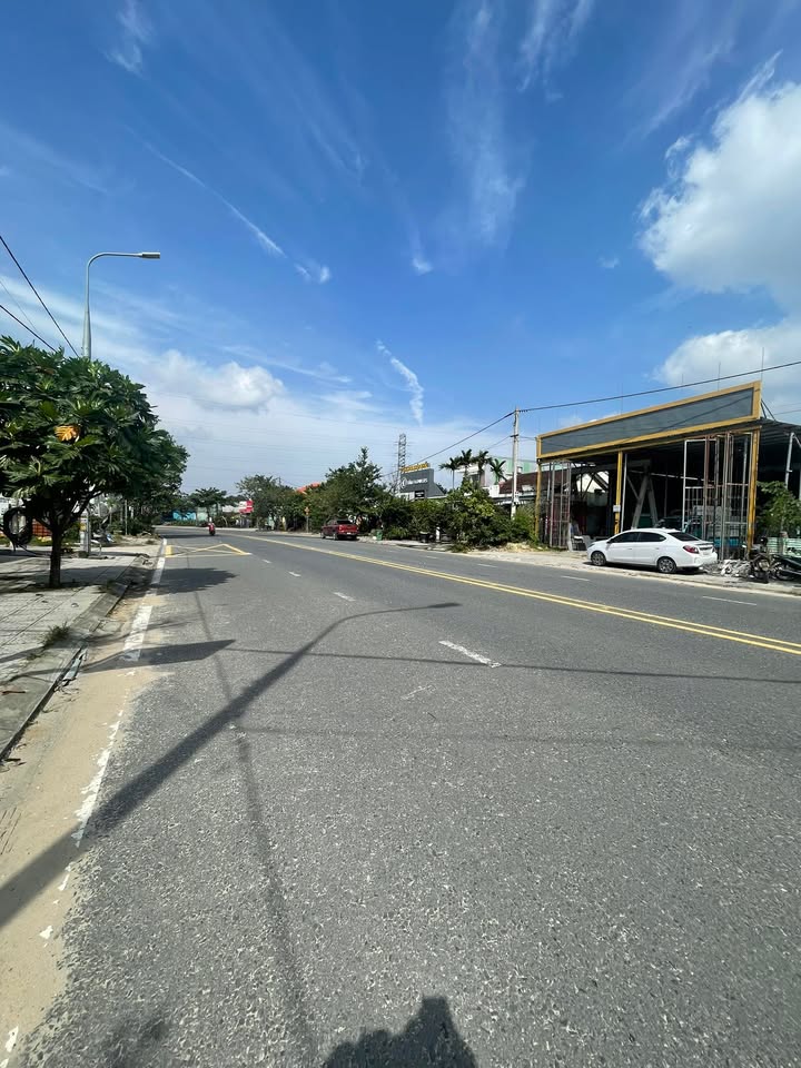 Bán gấp FrontHouse mặt tiền Nguyễn Tất Thành, Hội An 150m² giá 3 tỷ - Cơ hội đầu tư hấp dẫn!