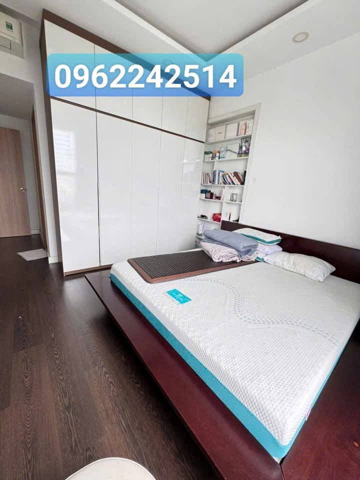 Căn hộ góc Golden Mansion Phú Nhuận 108m² giá 7.6 tỷ - View công viên thoáng đãng!