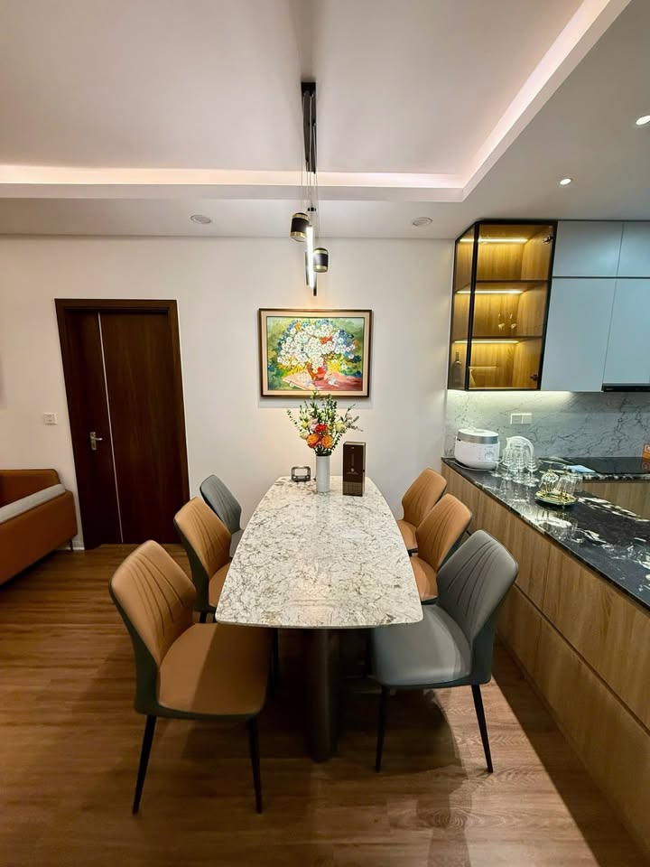 Chung cư Bình Minh Garden Long Biên 100m² giá thỏa thuận - Full nội thất sang trọng!