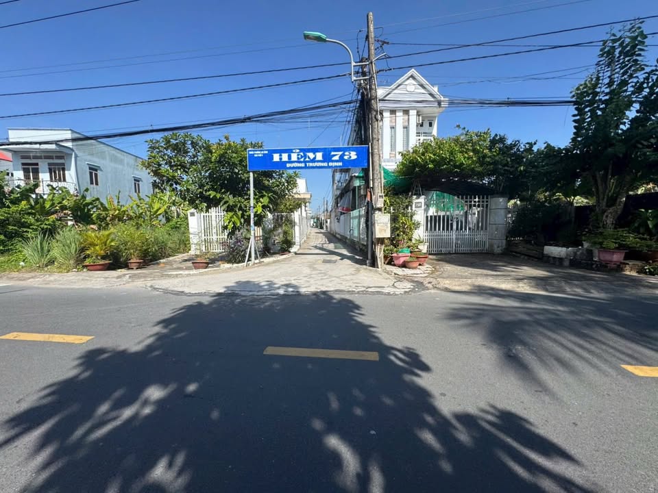 Nhà đẹp hẻm 73 Trương Định, An Bình, Rạch Giá - 175m² giá 2.55 tỷ - Nội thất cao cấp tặng kèm!