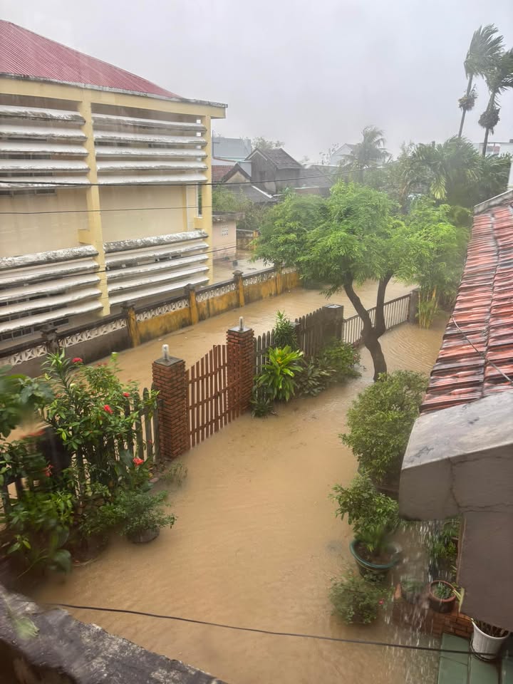 Nhà cấp 4 đường Mậu Thân, Tuy Hòa 165m² giá 2.15 tỷ - Sổ hồng riêng, ô tô vào được!