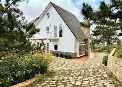 Villa sân vườn Ankroet phường Langbiang 560m² giá 25 triệu - Không gian sống lý tưởng!