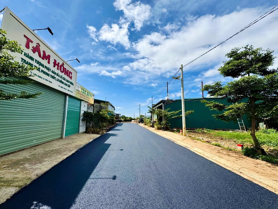 Lô đất 150m² tại Đức Trọng, Lâm Đồng giá chỉ 2.85 tỷ - Mặt tiền đường Nguyễn Văn Cừ đẹp tuyệt!