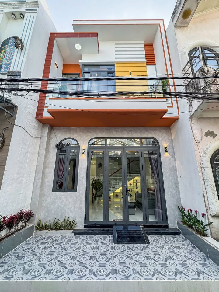 Nhà trệt lầu đường A2 KDC 3A - 60m² giá 2.97 tỷ - Tặng toàn bộ nội thất!