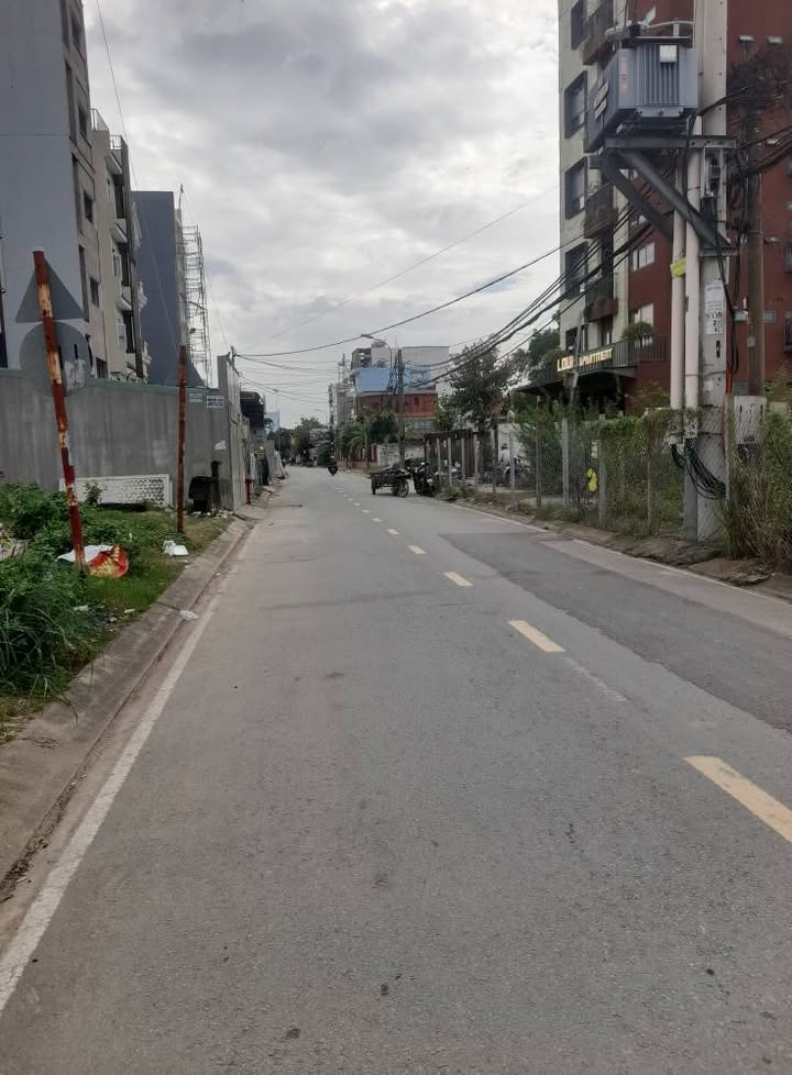 Đất nền mặt tiền đường Võ Văn Hát, phường Long Trường, quận 9, 734m² giá 27.5 tỷ - Đầu tư sinh lời lý tưởng!