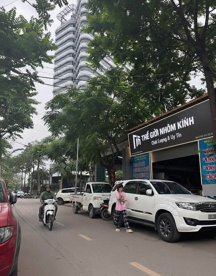 Mặt phố Lộc - Xuân Đỉnh 125m² giá 55 tỷ - Cơ hội đầu tư tuyệt vời!