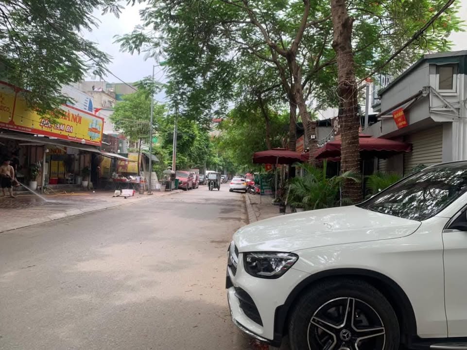 Nhà phố Đội Cấn, Ba Đình 82m² giá 17.2 tỷ - Khu dân trí cao, giao dịch ngay!