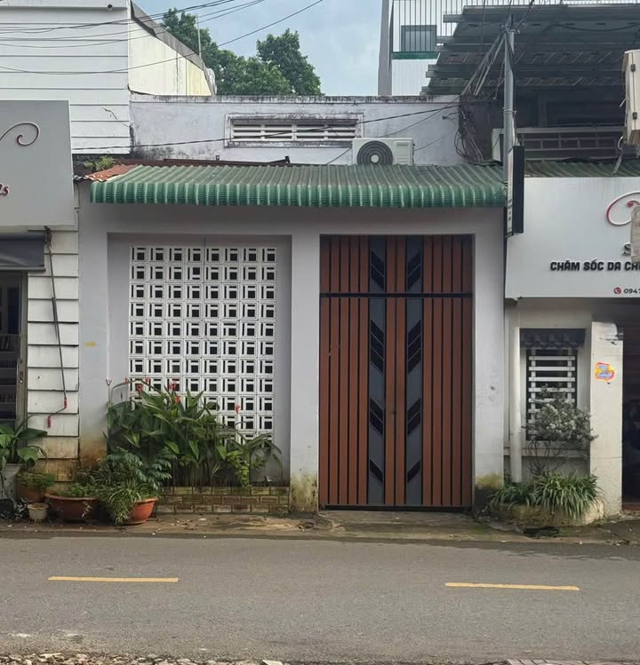 Bán đất mặt tiền Nguyễn Kinh Chi, TP Buôn Ma Thuột 72m² giá 5.35 tỷ - Cơ hội kinh doanh lý tưởng!