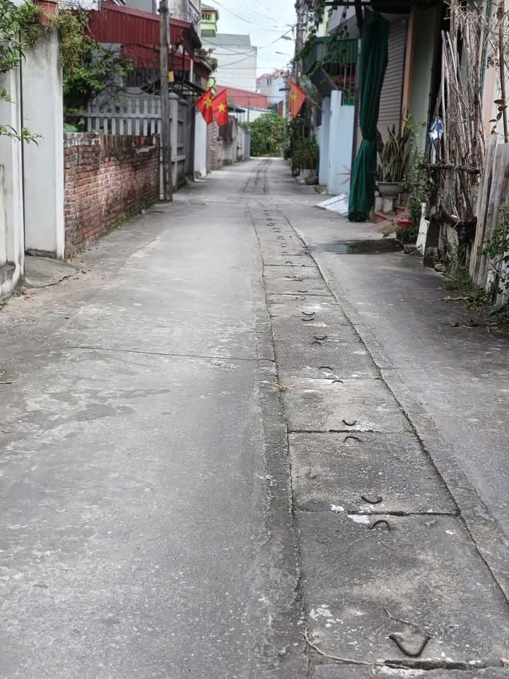 Đất thổ cư phố mới Quế Võ 76m² giá chỉ 2 tỷ - Sổ hồng chính chủ!