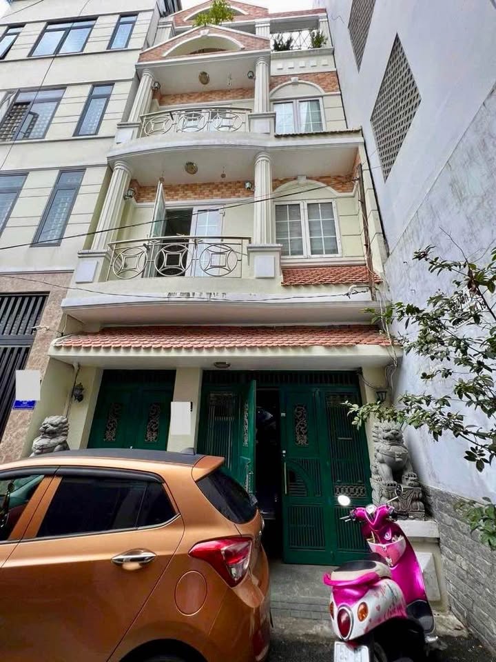 Nhà phố Tân Bình 104m² giá 18.5 tỷ - Sẵn sàng vào ở ngay!