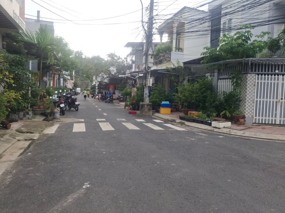 Đất Đặng Thai Mai, Nha Trang 86m² giá 4.68 tỷ - Bán kèm 2 căn nhà cho thuê 5 triệu/tháng!