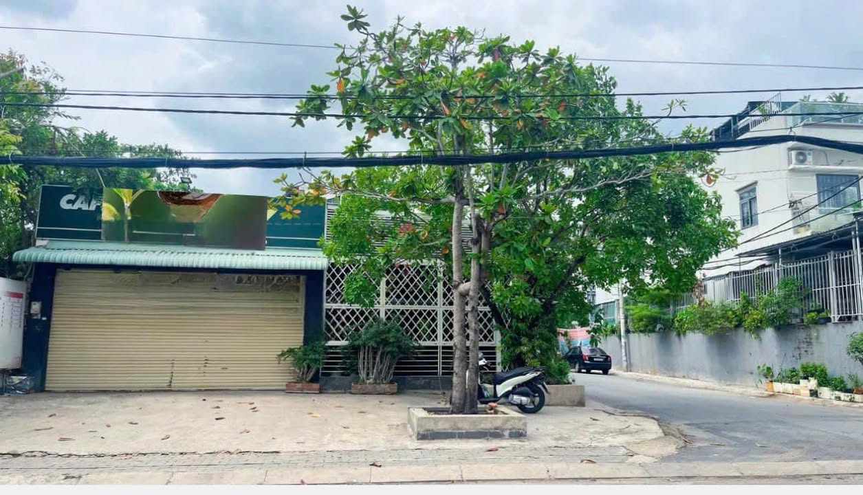 Nhà góc hai mặt tiền tại Phú Xuân, Nhà Bè 450m² giá 35 triệu - Phù hợp kinh doanh đa dạng!