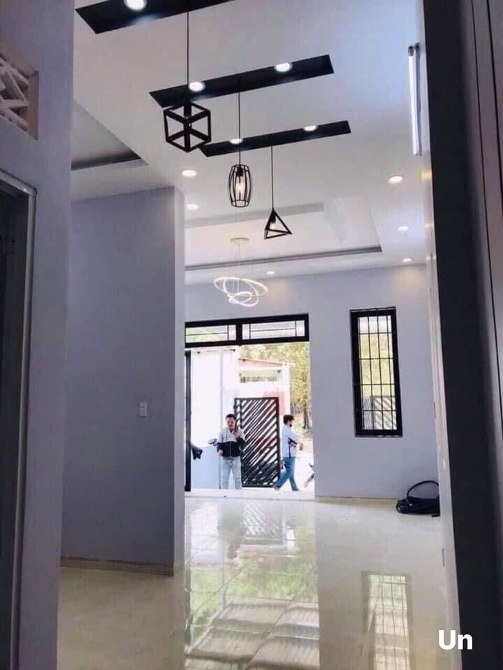 Nhà Phú Thọ Thủ Dầu Một 100m² giá 2 tỷ - Bớt lộc cho người nhanh tay!