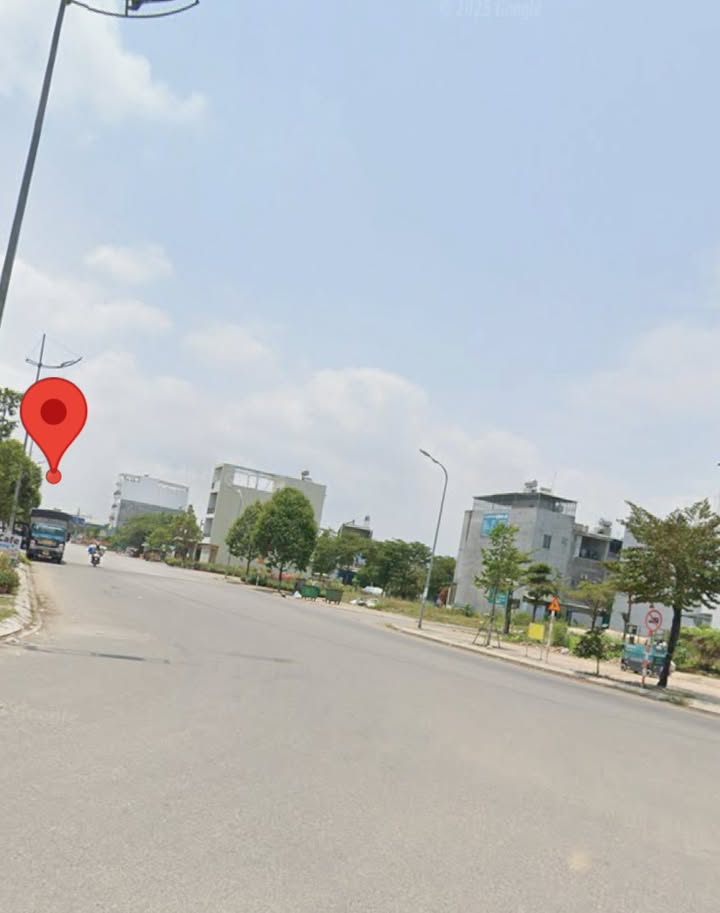 Đất nền góc ngã tư đường Lê Thánh Tôn, 245m² - Giá chỉ 6 tỷ!