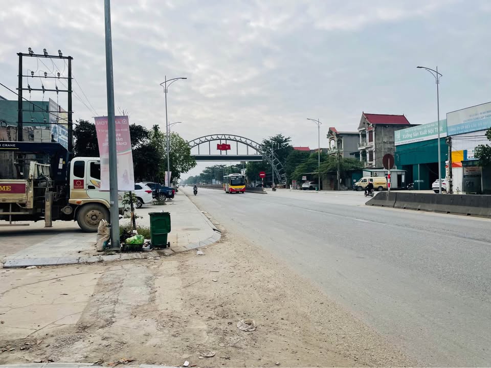 Khung xưởng 300m² tại P. Quảng Thịnh giá 4 tỷ - Đầu tư ngay!