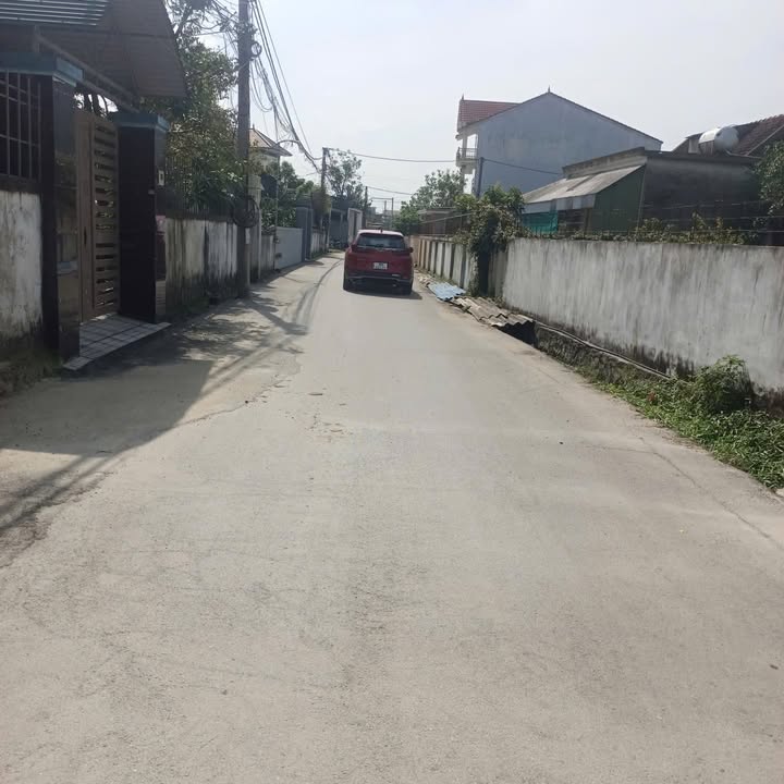 Đất nền phường Tân Giang, 135.3m² giá 3.2 tỷ - Hướng Đông, tiện ích đầy đủ!