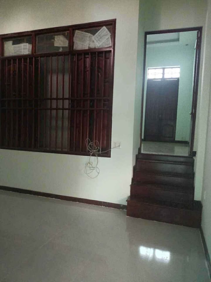 Nhà phố Buôn Ma Thuột 90m² giá 3.6 tỷ - Kiến trúc kiên cố, ô tô vào tận nhà!