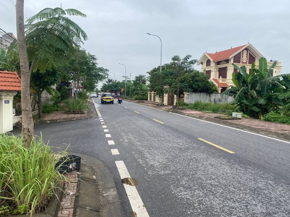 Đất nền 100m² mặt đường Thượng Đức - Vị trí đẹp, sổ đỏ chính chủ!