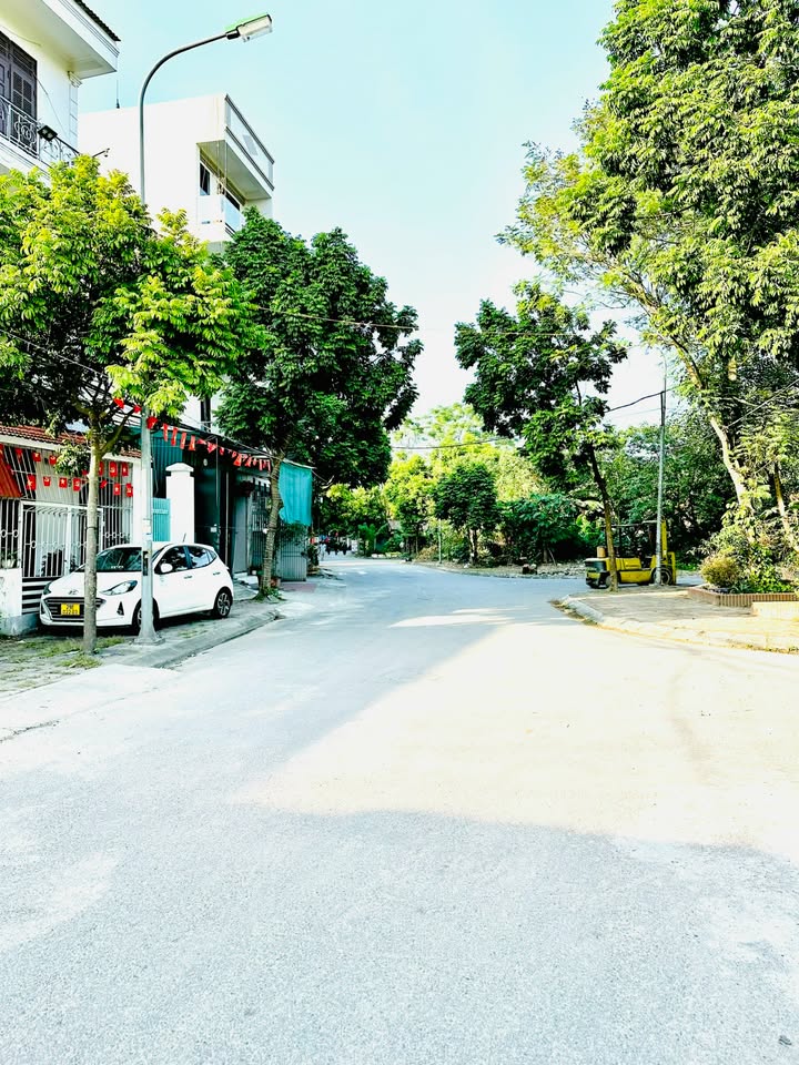 Đất nền Ngọc Hồi, Thanh Trì 124m² giá thỏa thuận - Sổ đỏ chính chủ, ô tô vào tận đất!