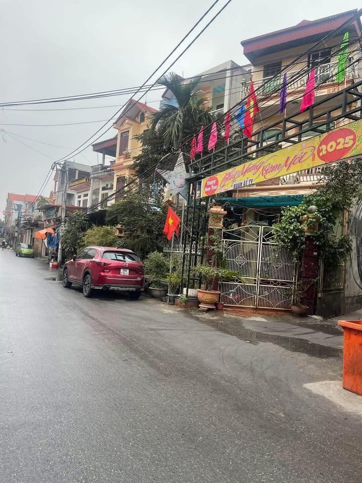 Đất thổ cư Nếnh, Việt Yên 100m² - Đường ô tô, sẵn nhà cho thuê!