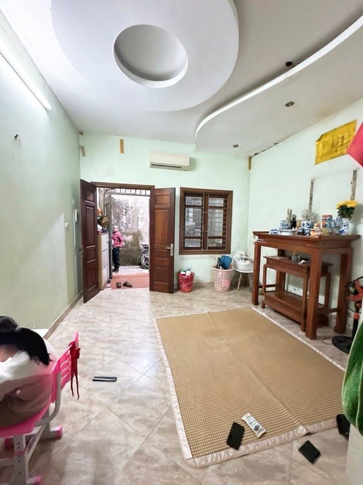 Đất Vĩnh Ninh Thanh Trì 64m² giá 4 tỷ - Sổ đỏ chính chủ, thuận tiện đầu tư!