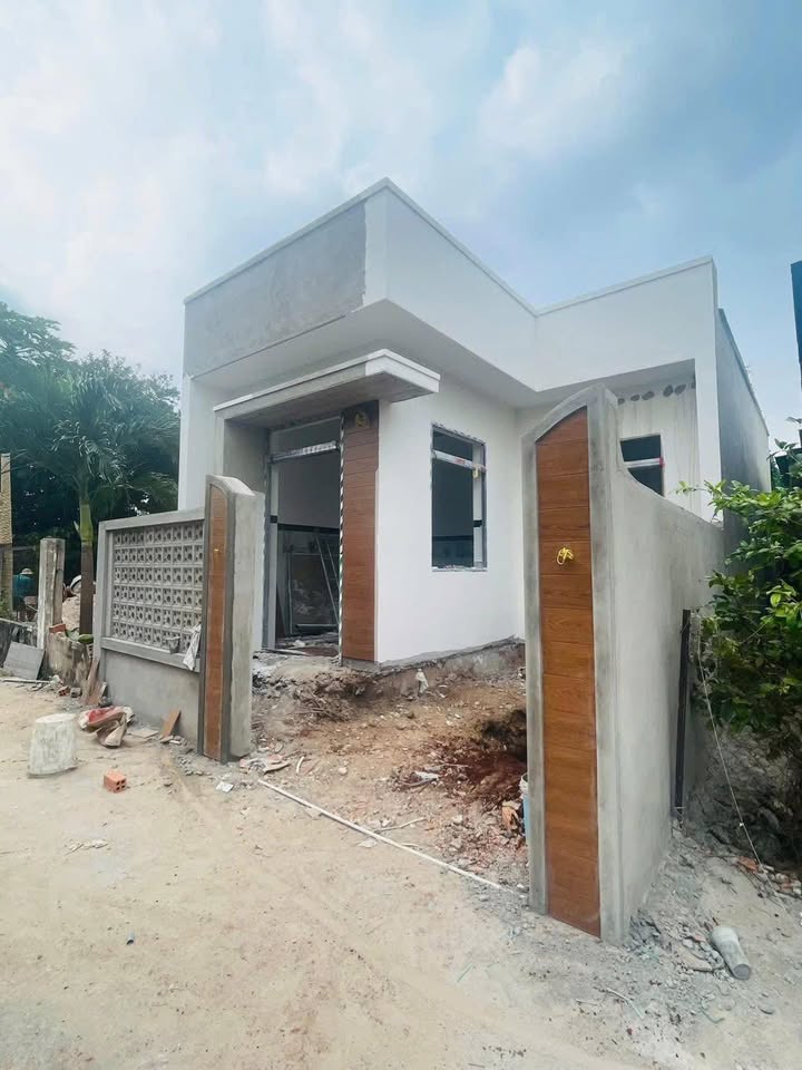 Nhà mới 100% tại Long Phước, Bà Rịa 96m² chỉ 1.85 tỷ - Tiện nghi đầy đủ!