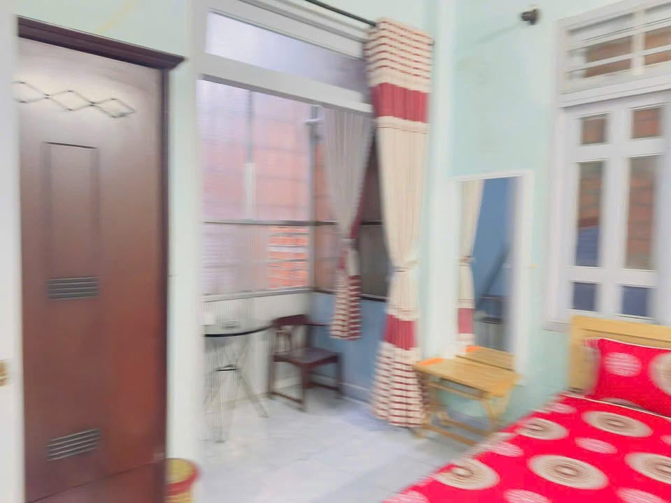 Nhà nghỉ 184m² Hồ Tùng Mậu Buôn Ma Thuột giá 5.2 tỷ - Kinh doanh ổn định!