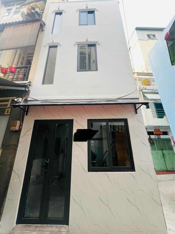 Nhà riêng quận 11 40m² giá 2.79 tỷ - Căn nhà hoàn công đầy đủ, không quy hoạch