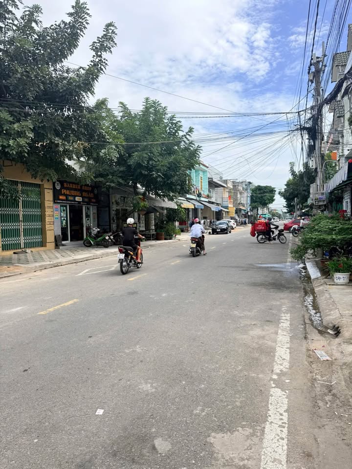 Nhà kho 150m² tại Thuận An - Giá chỉ 5.48 tỷ - Cơ hội đầu tư hấp dẫn!