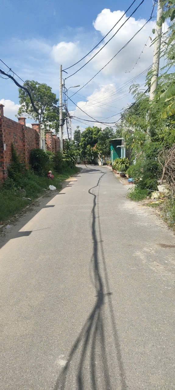 Đất nền Hóc Môn 120m² giá 3.6 tỷ - Đất ở đô thị, sổ đỏ chính chủ!