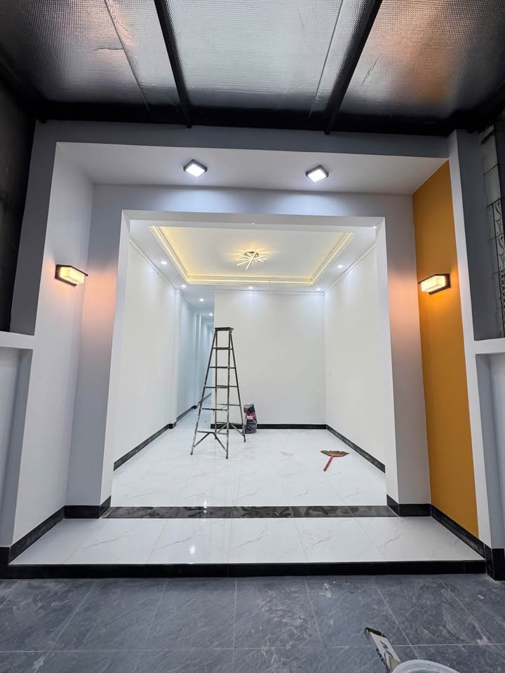 Nhà chính chủ tại Long Hoa, Tây Ninh 80m² giá 950 triệu - Sổ đỏ đầy đủ!