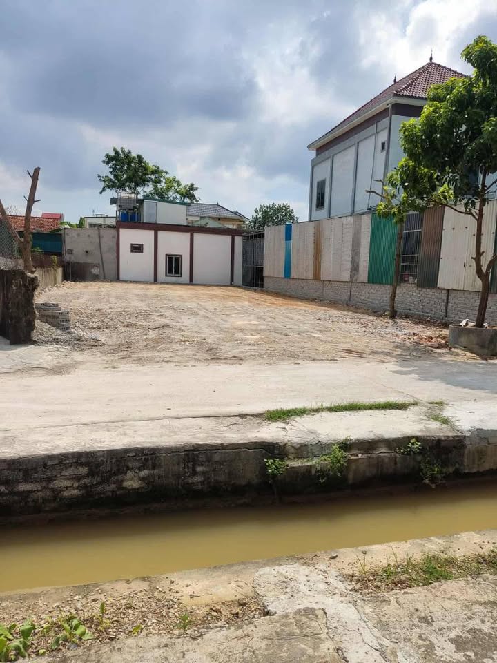 Đất nền góc 2 mặt tiền xóm Nam Vực, Đô Thành 258m² - Pháp lý rõ ràng, đầu tư sinh lời!