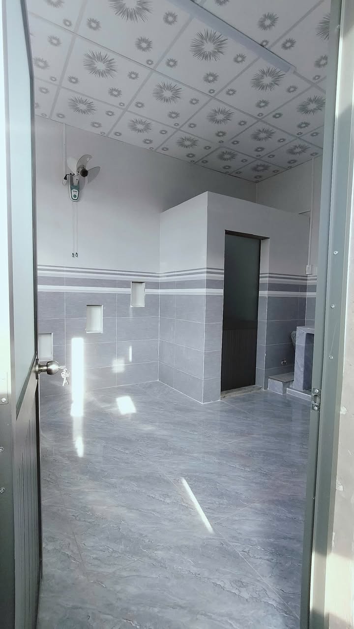 Phòng trọ cho thuê mới xây tại đường Quản Cơ Thành, Long Xuyên - Giá 1,8 triệu/tháng!