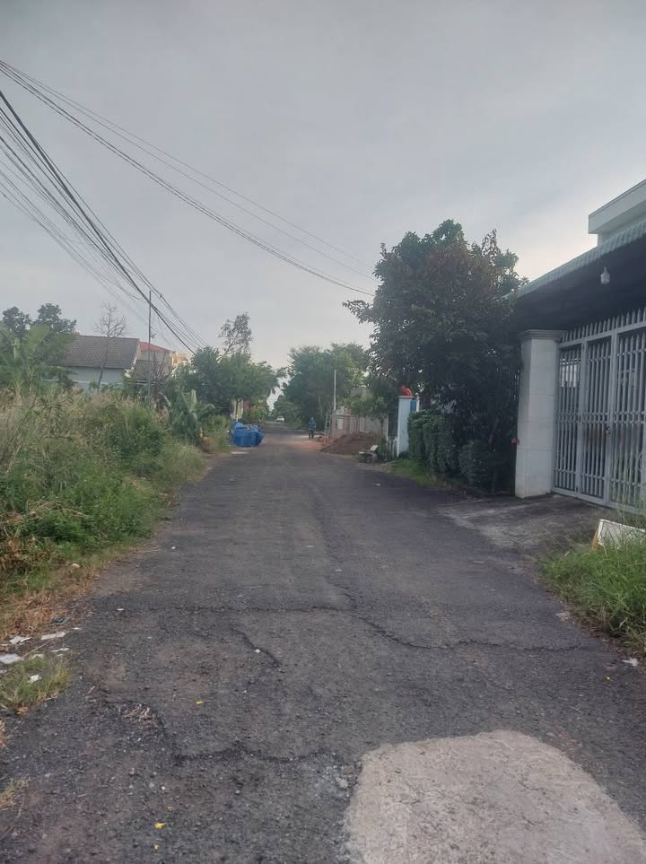 Đất nền chính chủ tại đường 5B3, phường Tân Bình, Đồng Xoài - Diện tích 240m² giá chỉ 1.8 tỷ!