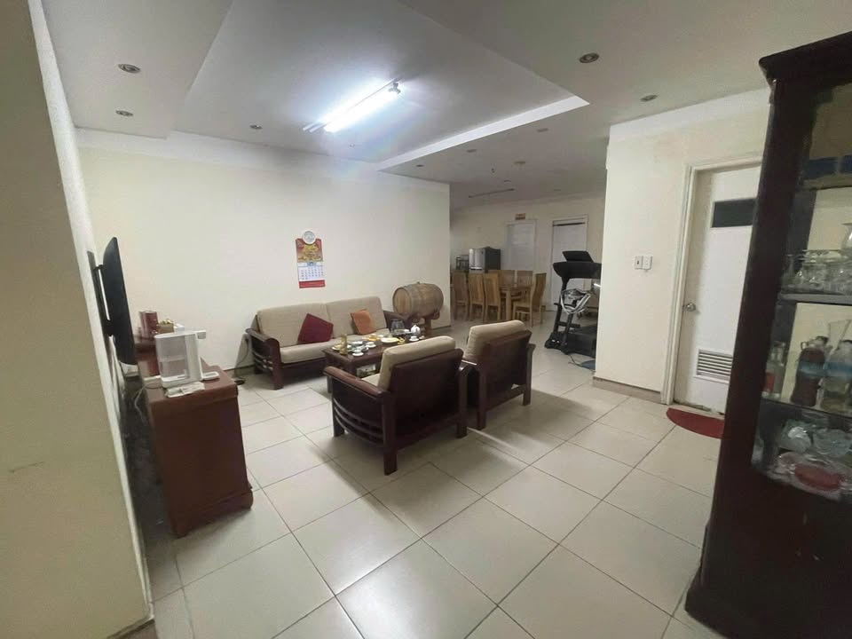 Căn hộ 2 phòng ngủ Chung cư DC Hạ Long 102m² giá 2.7 tỷ - Sẵn sàng vào ở ngay!