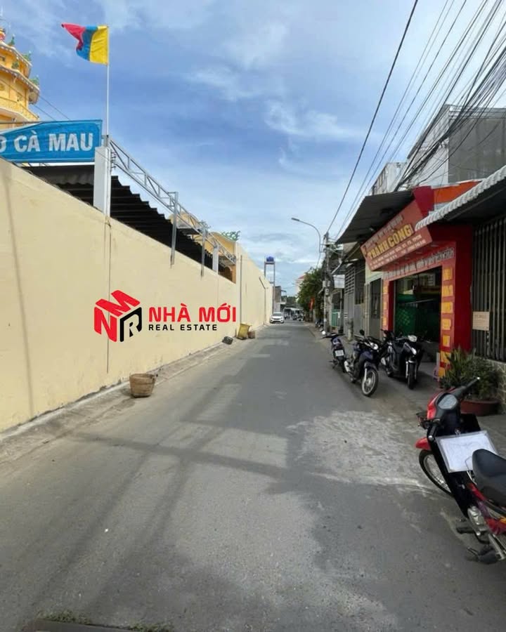 Nhà 1 trệt 1 lầu hẻm 51, P5 Cà Mau 182.4m² giá 3.9 tỷ - Tiện nghi đầy đủ, an cư lý tưởng!