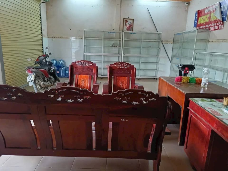 Đất mặt tiền Quốc lộ 57B, Bình Đại, 4406m² giá 4,5 tỷ - Cơ hội đầu tư tuyệt vời!