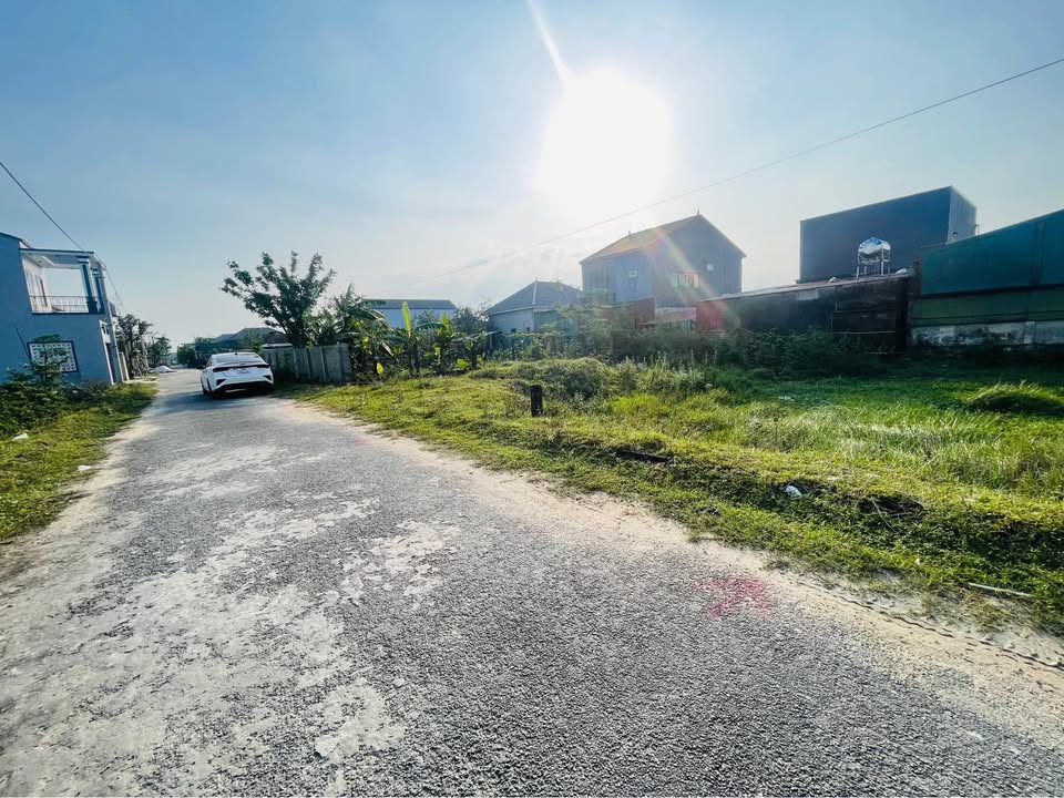 Đất nền Trần Phú, TP Hà Tĩnh 100m² giá 1.3 tỷ - Hạ tầng hoàn thiện, dân cư văn minh!