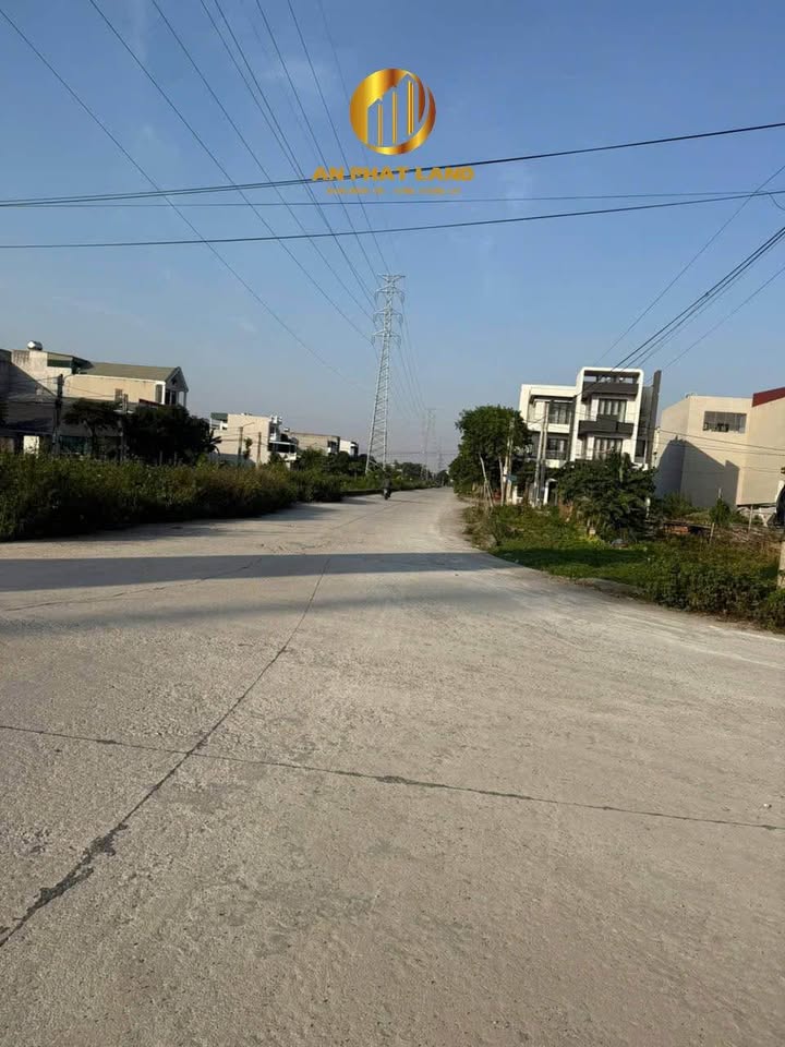 Đất nền đẹp tại Ngõ 43, Nam Bình, Ninh Bình 102m² - Cơ sở hạ tầng hoàn thiện