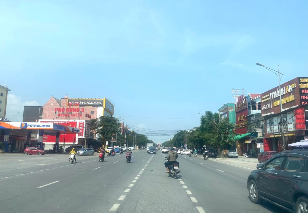 Đất kinh doanh mặt tiền Nguyễn Trãi 123,5m² giá 11 tỷ - Cơ hội đầu tư sinh lời!