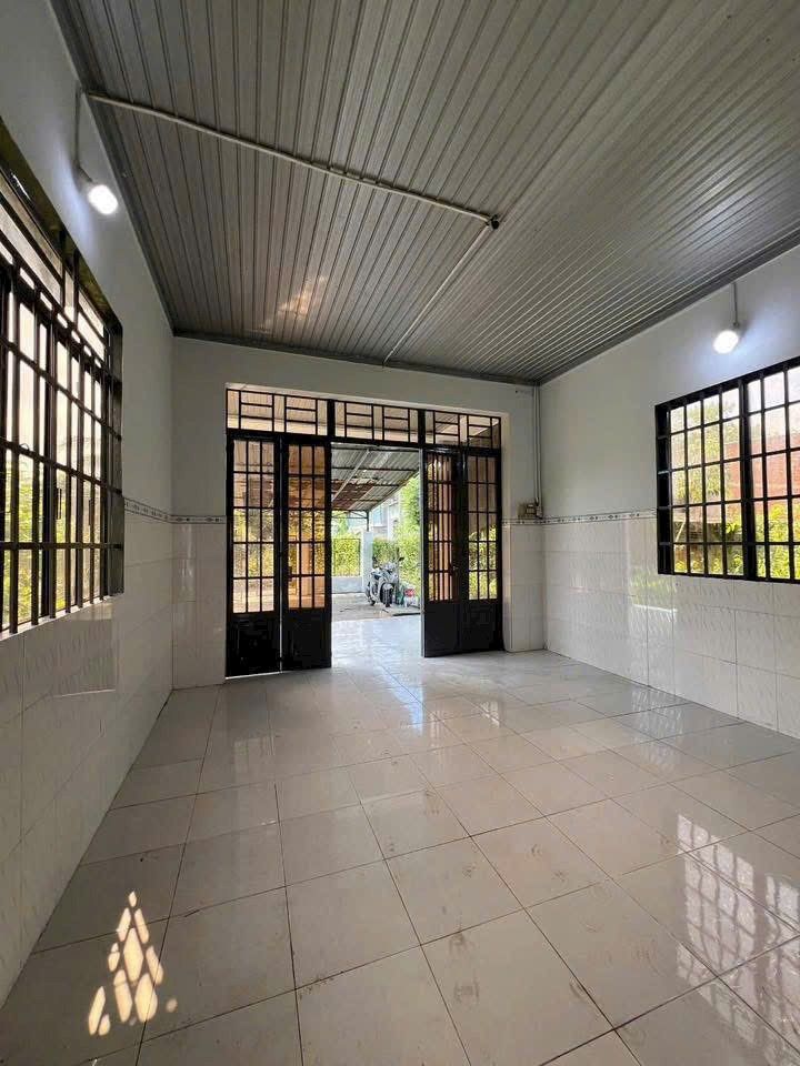 Nhà bán Suối Muồn, Châu Thành, Tây Ninh 100m² - Giá 720 triệu, vị trí thuận lợi!