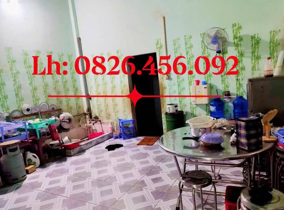Nhà cấp 4 Tân Phú, Đồng Xoài 185m² giá 1 tỷ - Dân cư đông đúc!