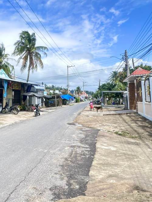 Đất nền Vạn Hưng 146m² giá 1 tỷ - Vị trí kinh doanh đắc địa gần biển!